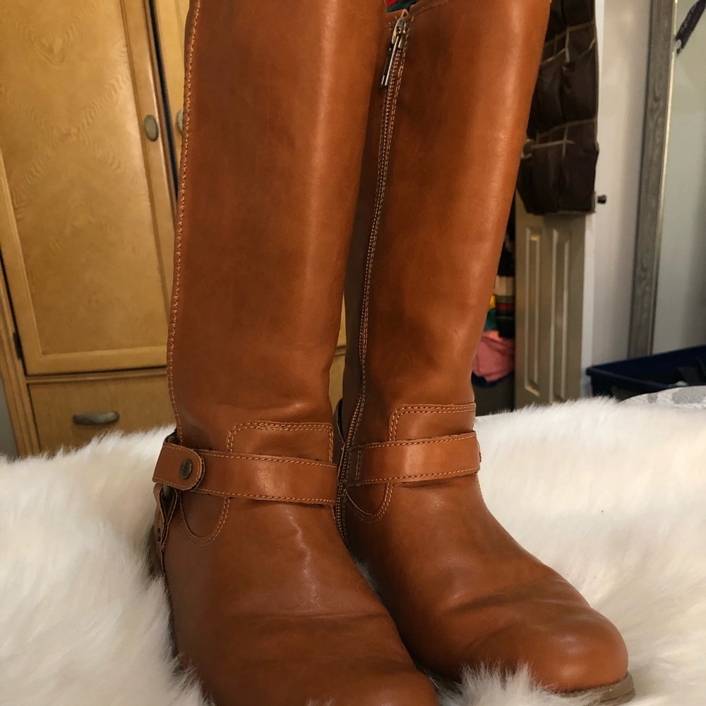 Leather UGG BOOTS